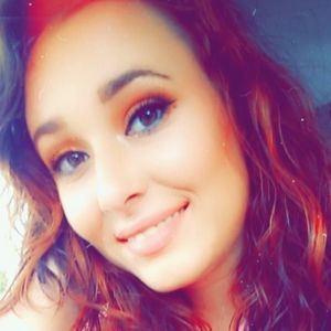 Meet your Posher, Alisha